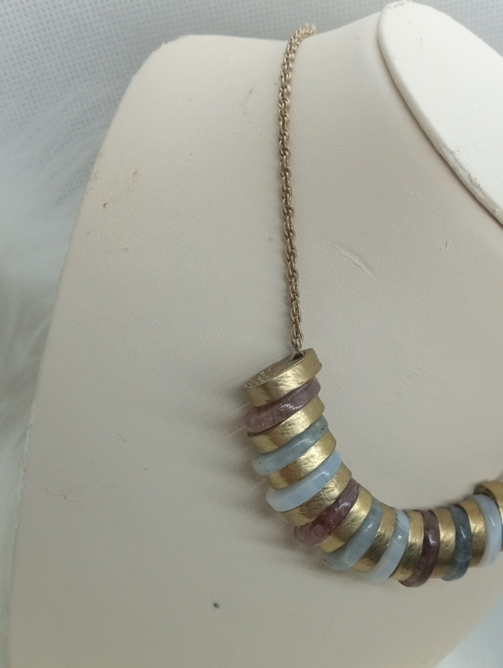 LOFT DISC MIXED MEDIA NECKLACE - Picture 4 of 8